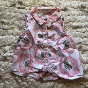 Cute collared flower top